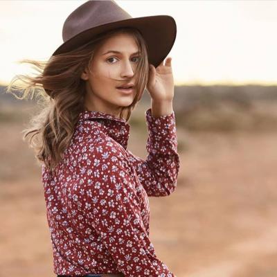 Helen Dowsley Hair And Makeup 9